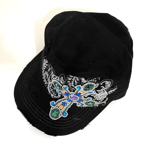 Cross vontage cap. - Picture 3 of 4